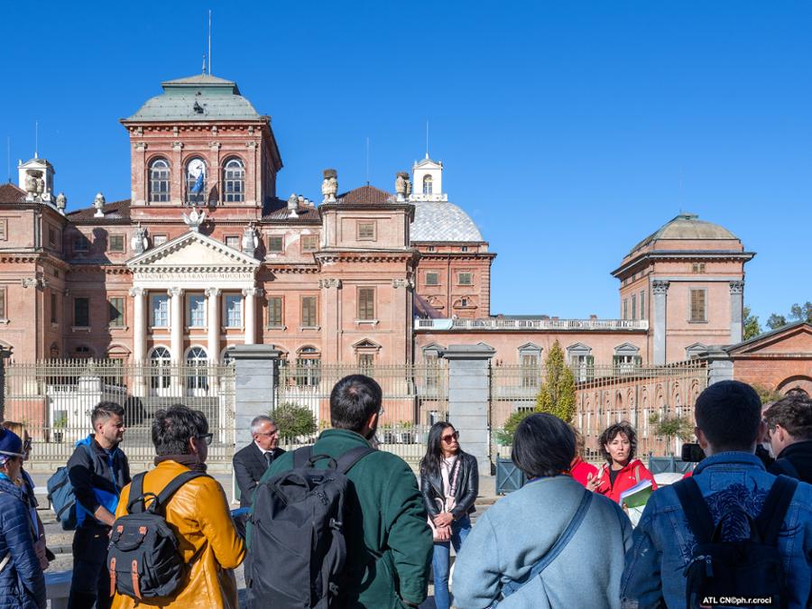 ROYAL COMMUNITY TOUR